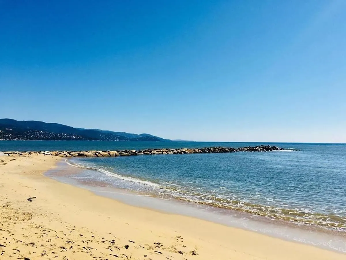 Appartement Cosy 2 Pieces Avec Parking - Le Lavandou - Fr-1-251-381