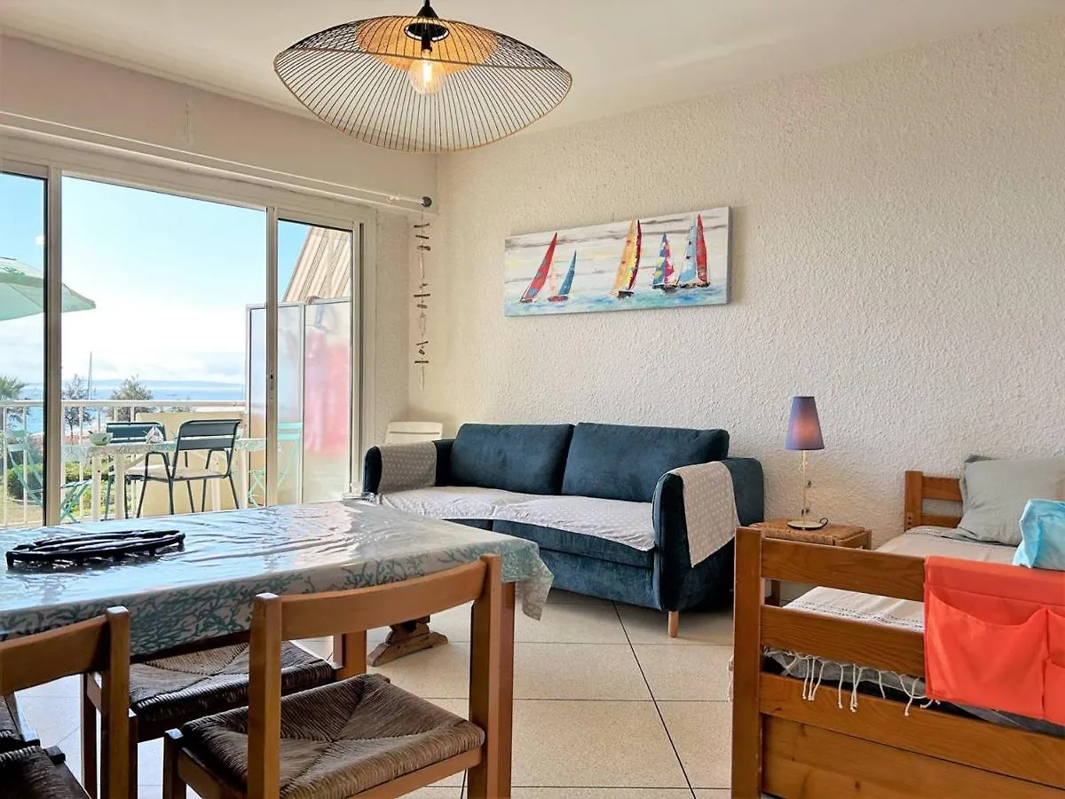 Appartement Cosy 2 Pieces Avec Parking - Le Lavandou - Fr-1-251-381 0*,  Francie